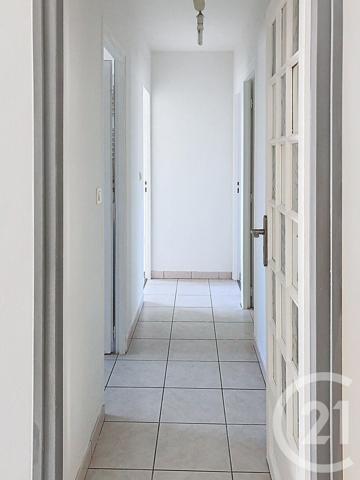 Maison à vendre  5 pièces - 118,80 m 2   ECHILLAIS  - 17