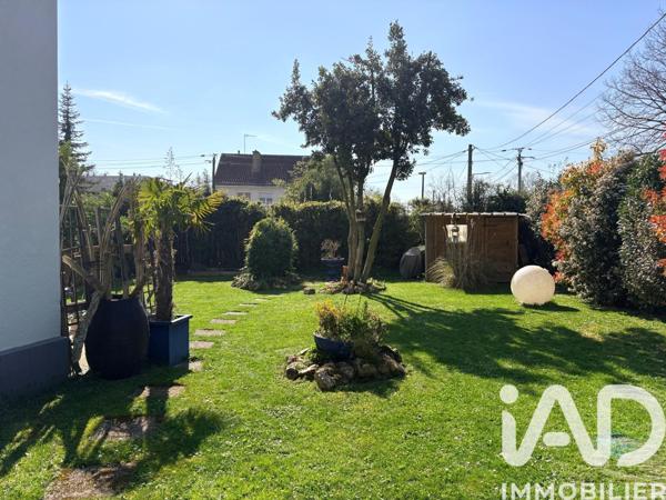 Maison à vendre 5 pièces 109 m² Châlons-en-Champagne