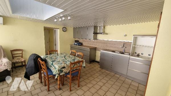 DIVATTE SUR LOIRE, CENBTRE BOURG maison 200m² sur terrain de 767m²