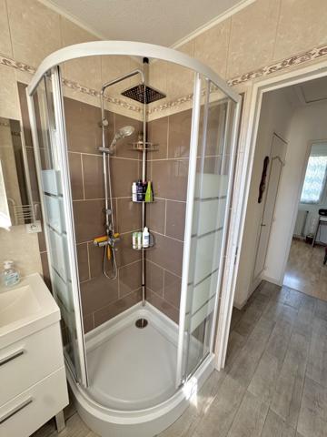 La valentine (13011) Maison familiale avec piscine et jardin