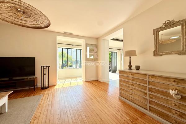 La Rochelle (17000) La Genette - Rare et unique sur le marché - Maison de plain-pied avec garage et piscine