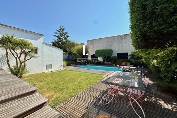 La Rochelle (17000) La Genette - Rare et unique sur le marché - Maison de plain-pied avec garage et piscine