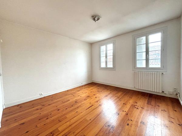 Appartement T3 84m² Toulouse centre avec balcon et cave