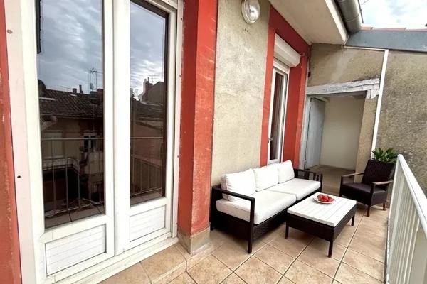 Appartement T3 84m² Toulouse centre avec balcon et cave