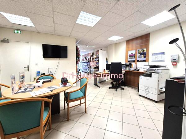 Immeuble à vendre 2 pièces de 72 m²