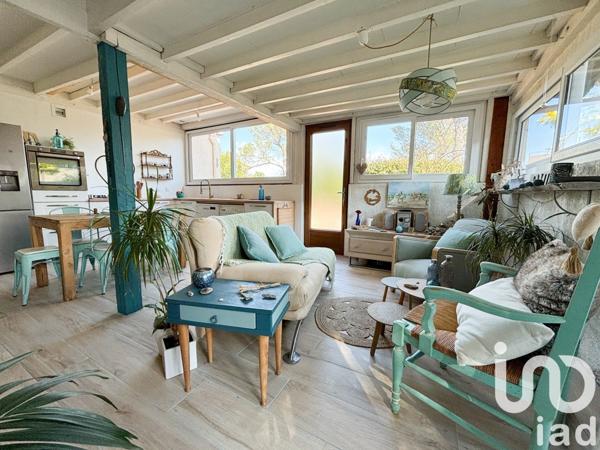 Appartement 3 pièces de 77 m² à Fréjus (83370)