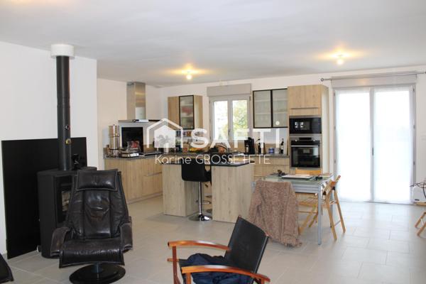 Pavillon plain pied sur un terrain de 2000m²