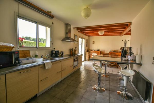 Maison plain-pied sur 586 m2 de terrain