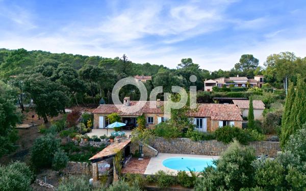 Maison à vendre    8 pièces • 140 m2 Montauroux