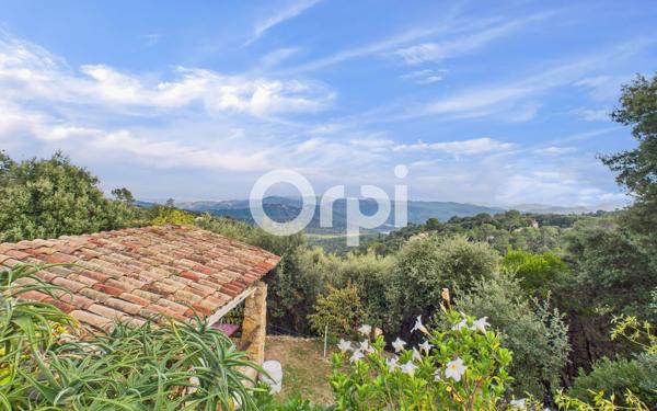 Maison à vendre    8 pièces • 140 m2 Montauroux