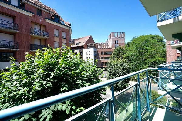VIEUX LILLE - Charmant appartement avec balcon, parking et cave , Lille