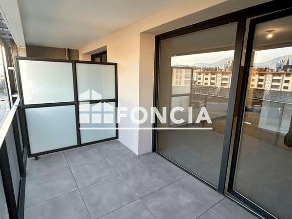 Location Appartement 2 pièces 44.1 m² - Thonon Les Bains 74200