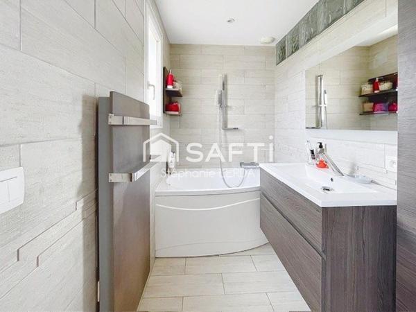 PROPRIETE 135M2 AU COEUR DE MOUGINS