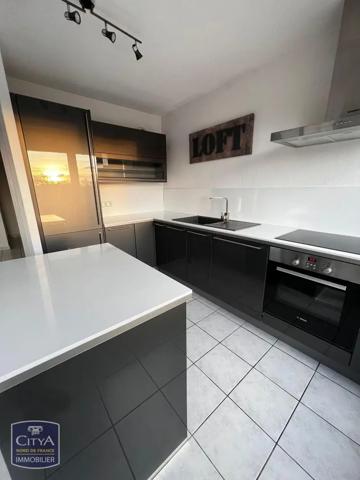 Appartement à louer 2 pièces 52m² Cambrai (59400)