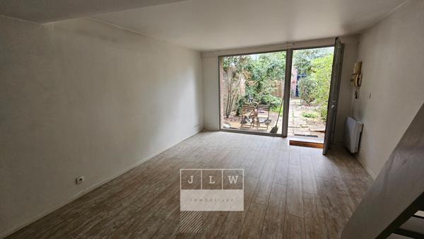 YIY-LL152 - Vieux-Lille - T1b non meublé - Duplex - Jardin