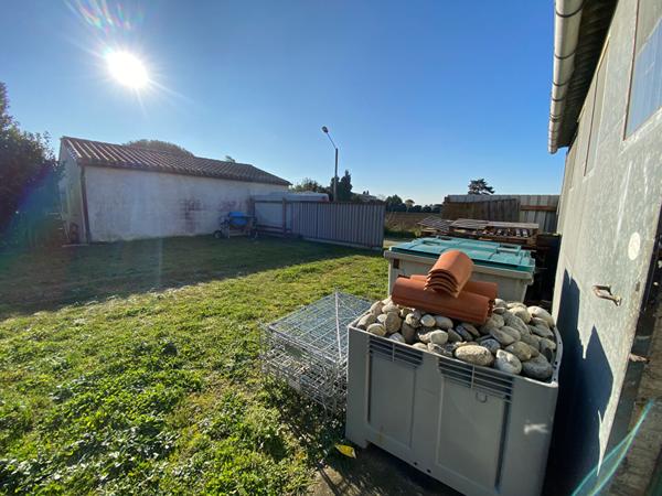 Local d'activité Castelnaudary 673.48 m2