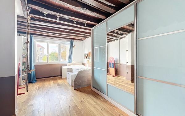 Maison à vendre    5 pièces •  Bry-sur-Marne