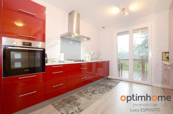 Belle maison Sous-Sol avec jardin