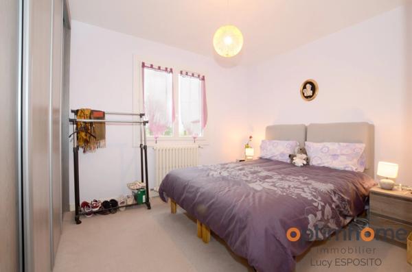 Belle maison Sous-Sol avec jardin