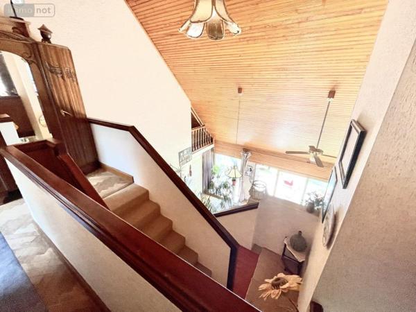 Maison à vendre à Saint-Alban-sur-Limagnole en Lozère (48120), ref : 48032-189