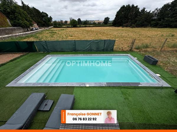 Maison 215 m² - 5 chambres - Terrain 4 200 m² - Piscine - 257 000 € - SAINT PIERRE LES ETIEUX - 18200