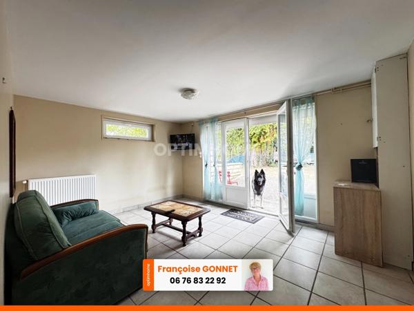 Maison 215 m² - 5 chambres - Terrain 4 200 m² - Piscine - 257 000 € - SAINT PIERRE LES ETIEUX - 18200