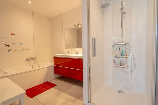 LARMOR-PLAGE - CONTEMPORAINE 162 m² A DEUX PAS DE LA PLAGE , Larmor plage