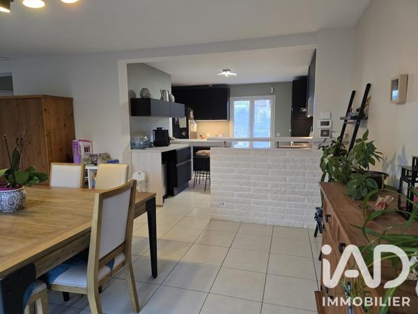 Maison à vendre 8 pièces 215,62 m² Grisy-Suisnes