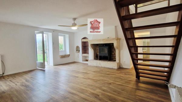 mas de 138 m² habitables sur 3732 m² de terrain Saint-Paul-Trois-Châteaux (26130)