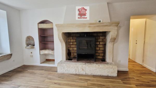 mas de 138 m² habitables sur 3732 m² de terrain Saint-Paul-Trois-Châteaux (26130)