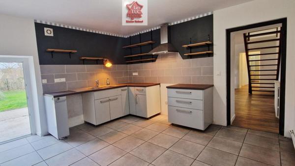 mas de 138 m² habitables sur 3732 m² de terrain Saint-Paul-Trois-Châteaux (26130)