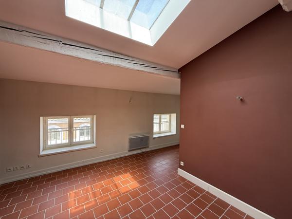 CARCASSONNE APPARTEMENT T3 AU COEUR DE LA BASTIDE