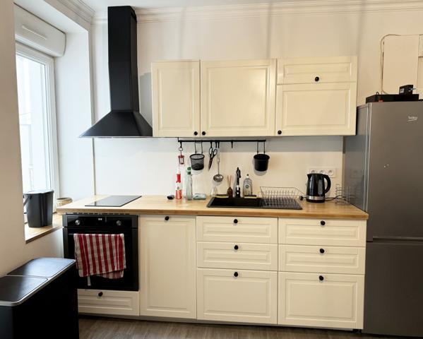 Appartement T2 33m2 entièrement rénové à moins de 10 min de la gare et de Sainte-Thérèse