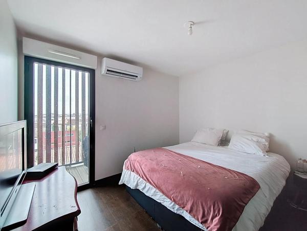 Bordeaux Chartrons - Appartement 93,50 m2, 3 chambres , terrasses et 2 parkings