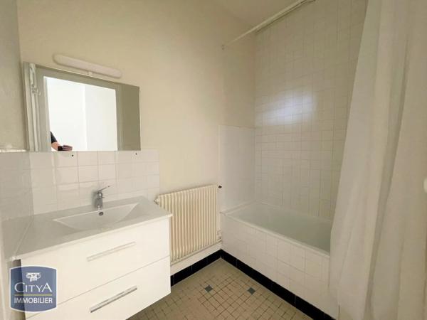 Appartement à louer 1 pièce 39m² Dijon (21000)