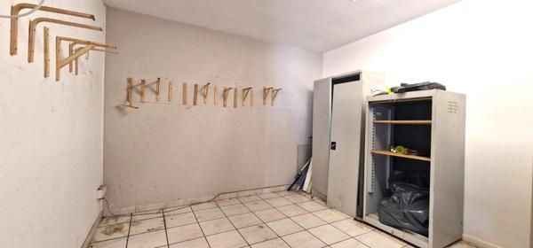 A vendre-immeuble-plain-pied-4 pièces-jardin