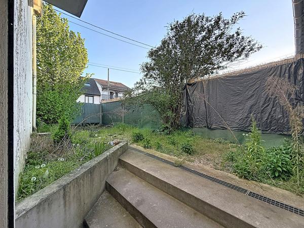 MONTREUIL LIMITE FONTENAY, ENSEMBLE IMMOBILIER DE QUATRE APPARTEMENTS SUR PARCELLES DE TERRAINS INDEPENDANTES. OPPORTUNITE INVESTISSEUR