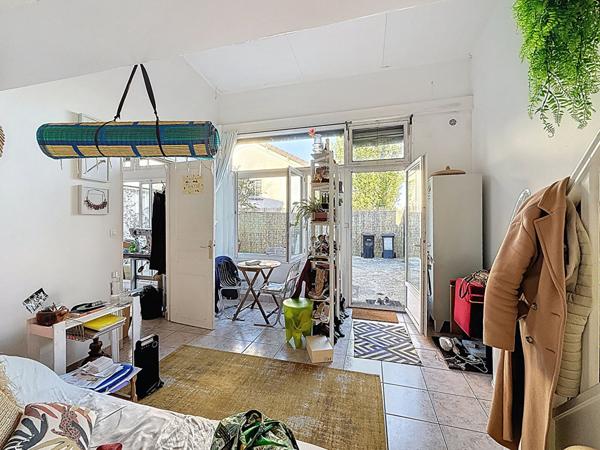MONTREUIL LIMITE FONTENAY, ENSEMBLE IMMOBILIER DE QUATRE APPARTEMENTS SUR PARCELLES DE TERRAINS INDEPENDANTES. OPPORTUNITE INVESTISSEUR