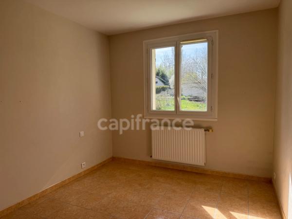 Maison à vendre 6 pièces PONTIGNY (89) de 136 M2 4 chambres Terrain garage plus bâtiment