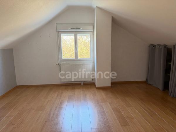 Maison à vendre 6 pièces PONTIGNY (89) de 136 M2 4 chambres Terrain garage plus bâtiment