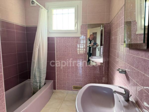 Maison à vendre 6 pièces PONTIGNY (89) de 136 M2 4 chambres Terrain garage plus bâtiment