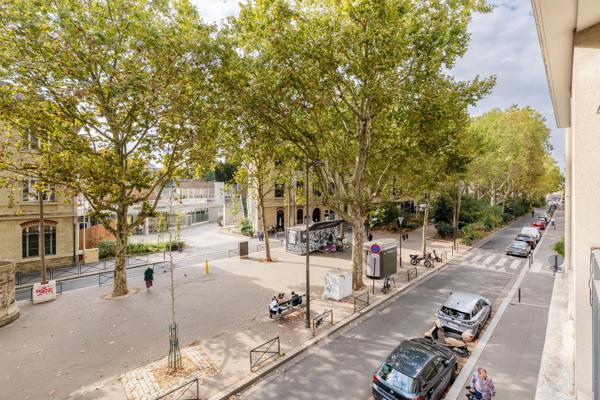 Appartement Paris 18 e - GRANDES CARRIÈRES