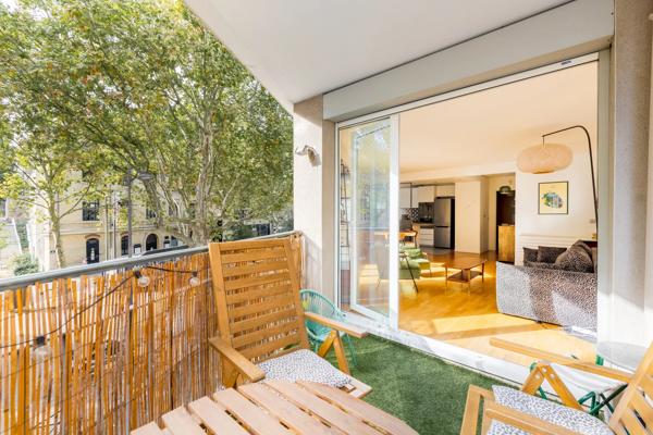 Appartement Paris 18 e - GRANDES CARRIÈRES