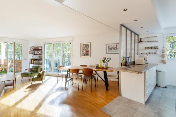 Appartement Paris 18 e - GRANDES CARRIÈRES