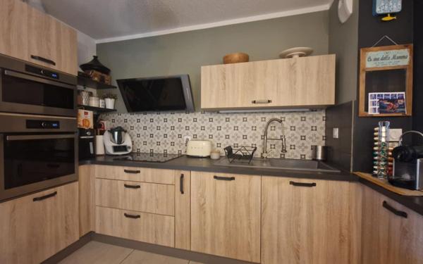 Appartement à vendre    4 pièces • 92,76 m2 Mèze