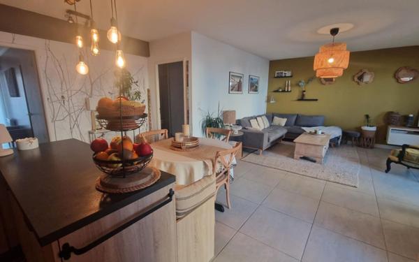 Appartement à vendre    4 pièces • 92,76 m2 Mèze