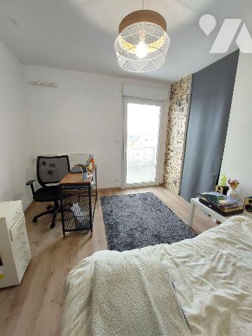 A VENDRE - RENNES (35) Dans le quartier Francisco Ferrer T4 + Terrasse de 27 m² + Garage + plac...
