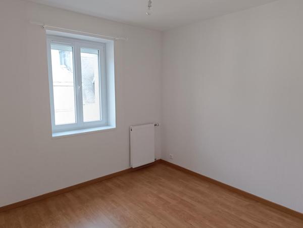 29370 Carhaix Plouguer Appartement de standing centre ville 1 chambre parking privé