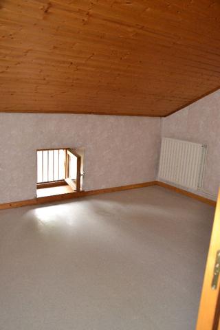 Exclusivite Nestenn ; Belle maison de ville de 4 pieces avec petit garage sur YSSINGEAUX