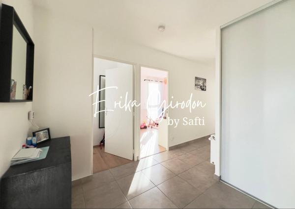 Exceptionnel T4 en dernier étage avec terrasse XXL et garage